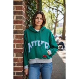 Nike Neptune Green Pullover Hoodie Light Blue Logo Pocket Sweatshirt Women S